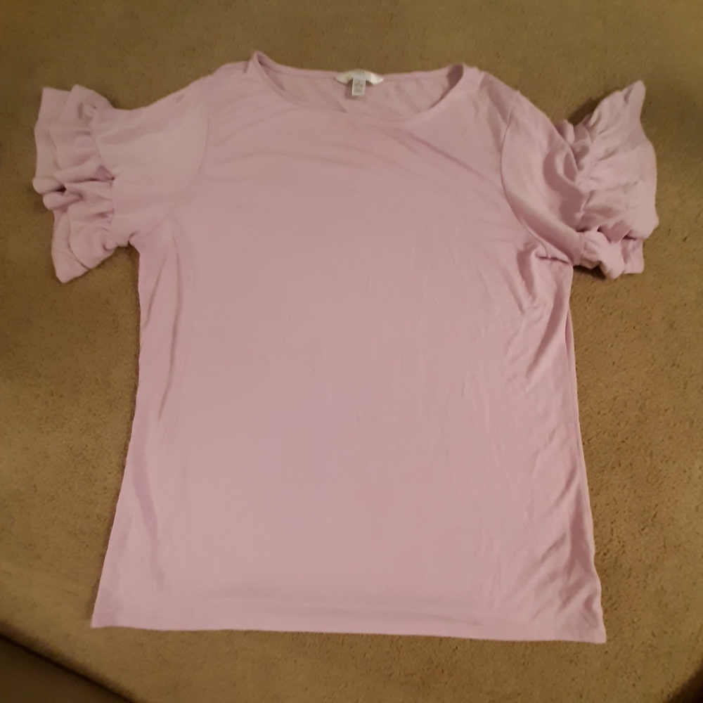 Lilac ruffled short sleeve top